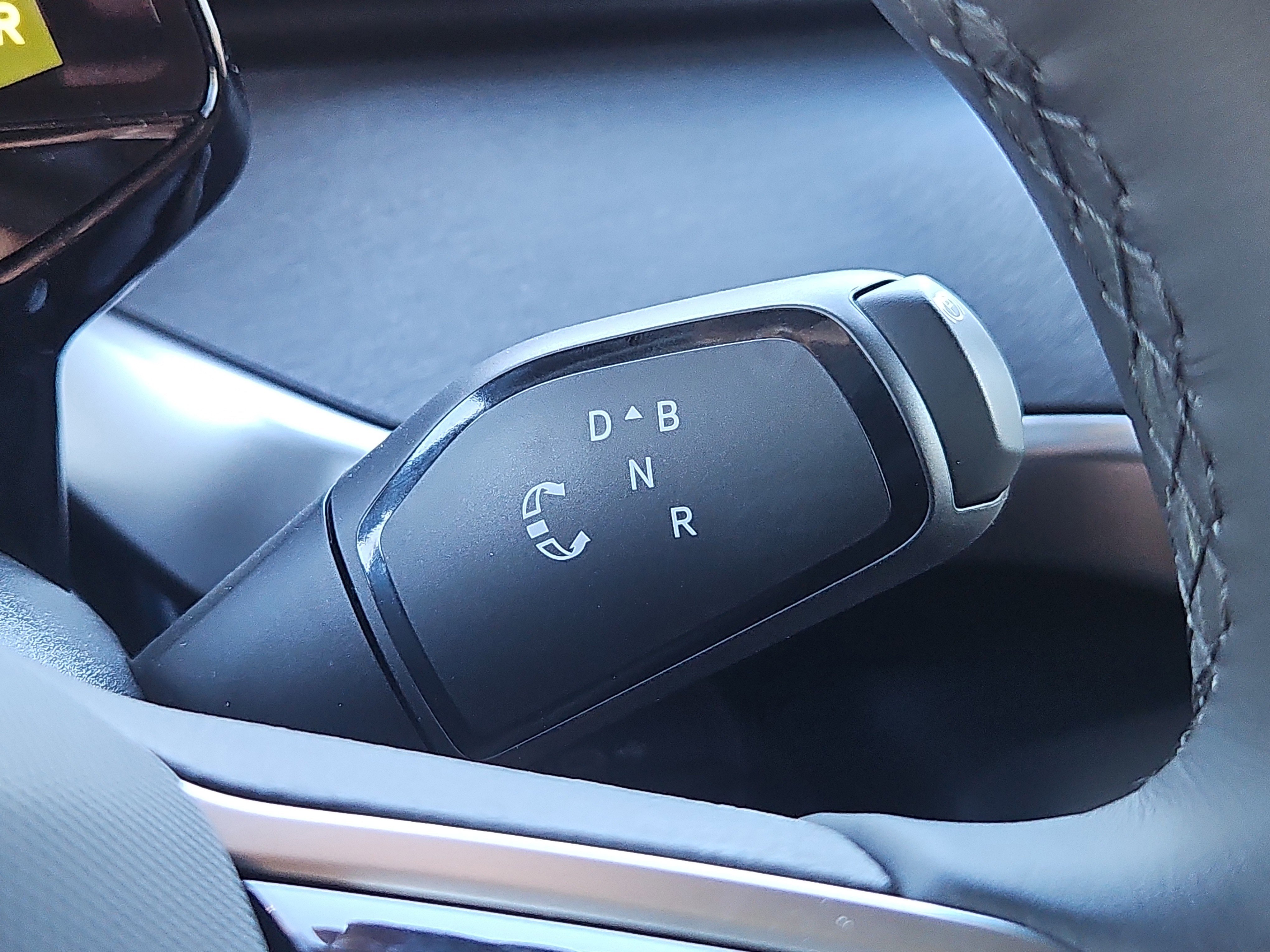 New 2025 Volkswagen ID. Buzz Pro S image 17