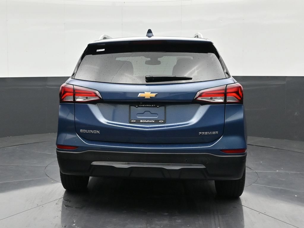 Used 2024 Chevrolet Equinox Premier FWD image 4