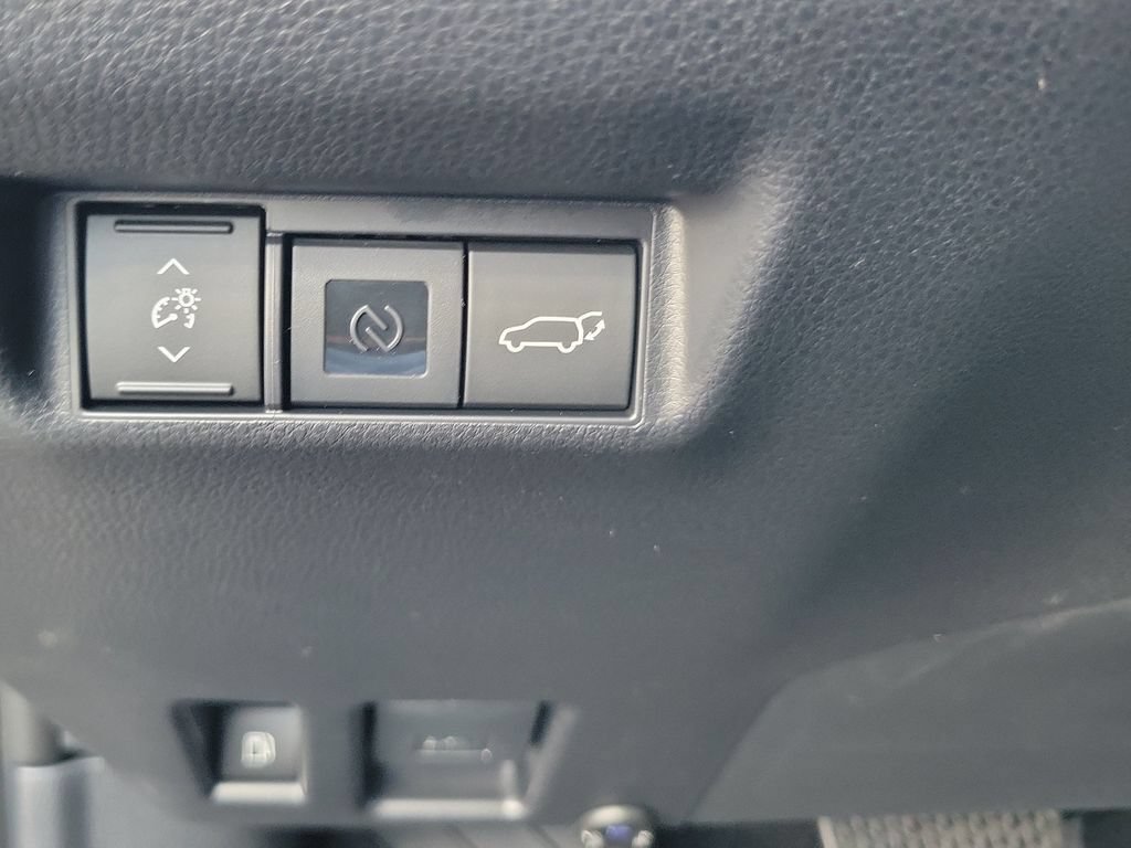 New 2026 Toyota RAV4 XSE AWD/4WD image 25
