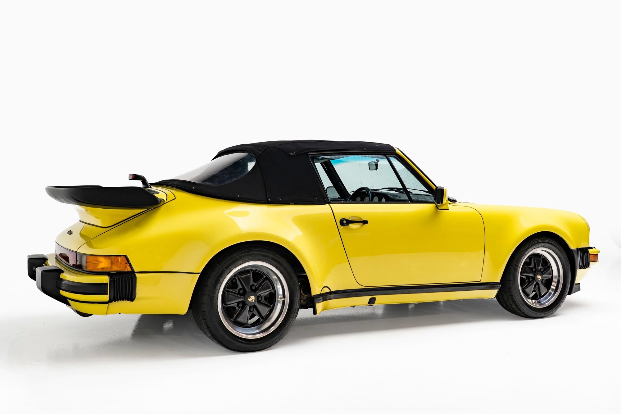 Used 1988 Porsche 911 Carrera RWD image 8