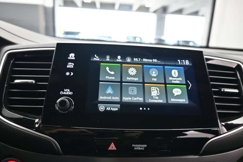 Used 2022 Honda Pilot Sport image 21