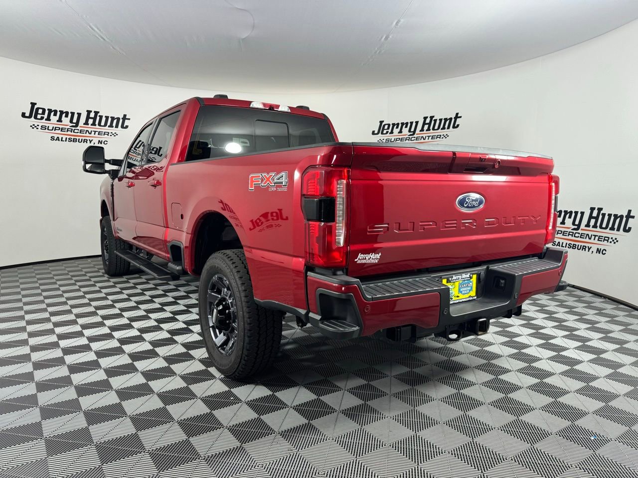 Used 2024 Ford F250 Lariat w/ Lariat Ultimate Package image 5