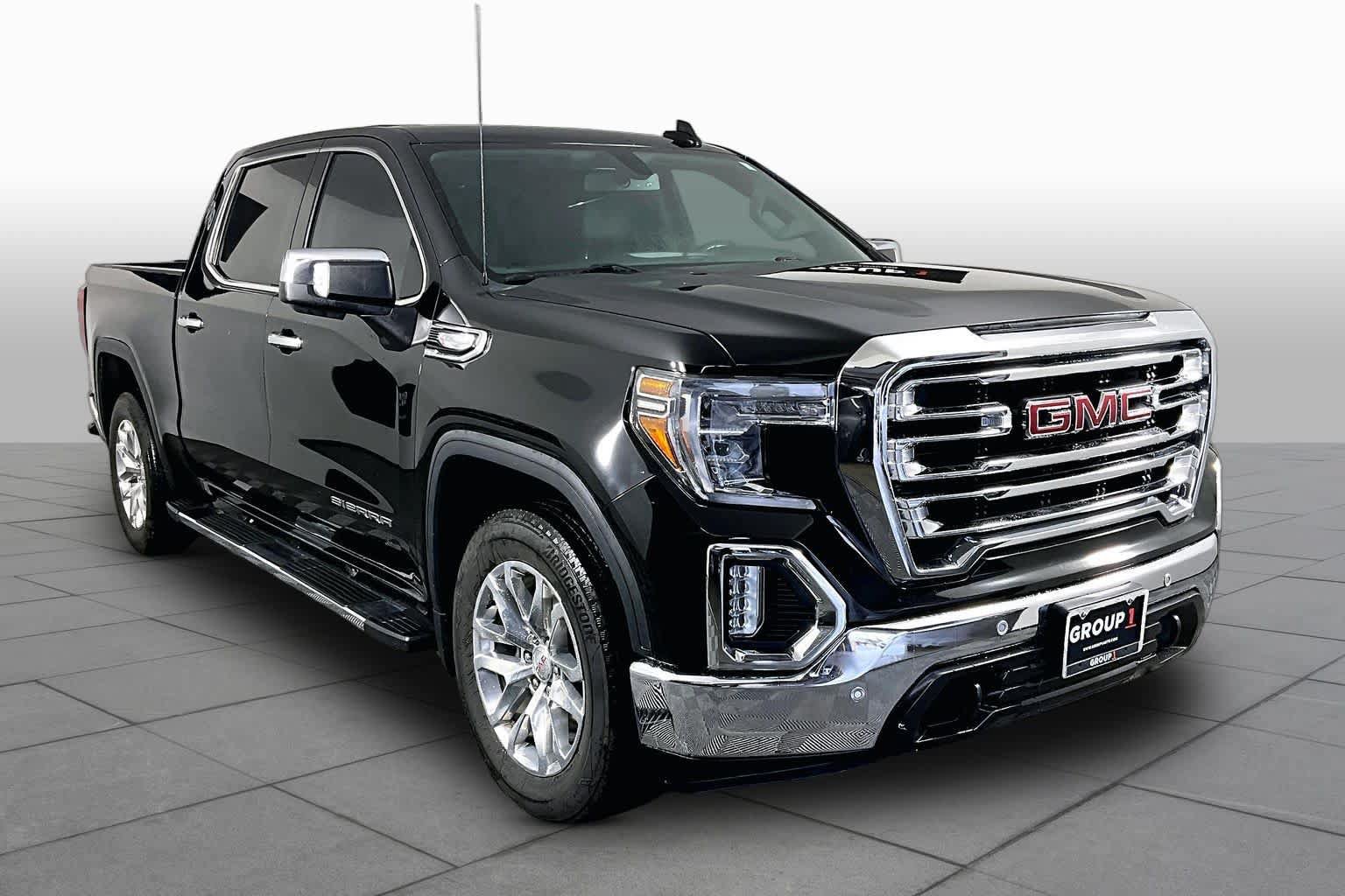 Used 2020 GMC Sierra 1500 SLT RWD image 3