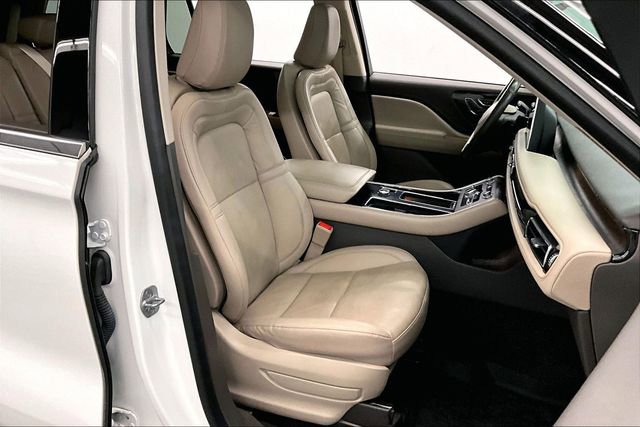Used 2023 Lincoln Aviator Reserve w/ Elements Package Plus image 8