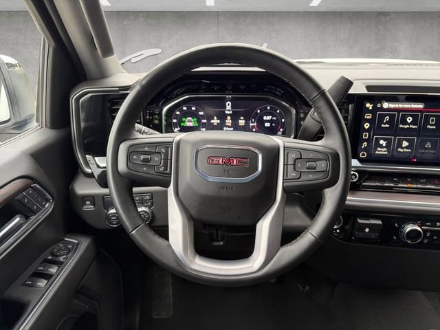 Certified 2025 GMC Sierra 1500 SLT RWD image 21