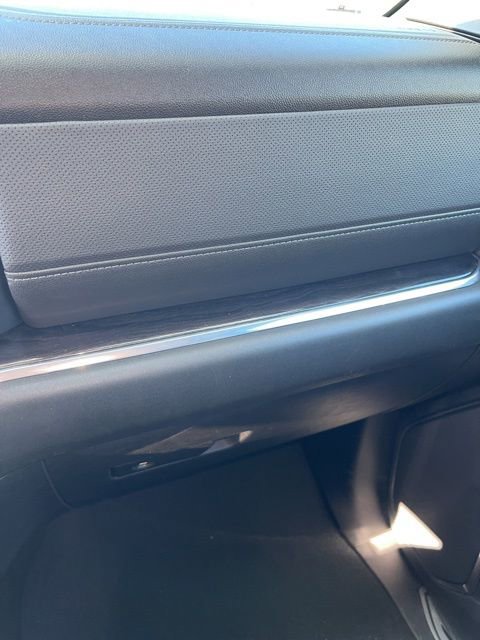 Used 2024 Chevrolet Silverado 1500 LTZ image 32