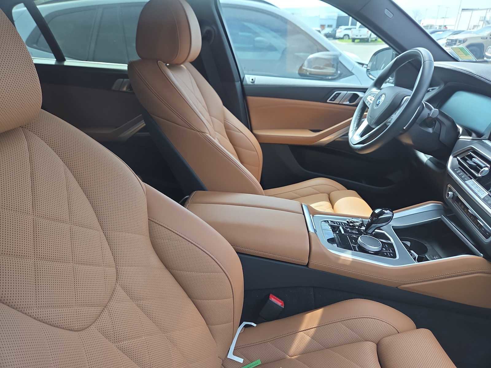 Used 2023 BMW X6 xDrive40i w/ Premium Package image 11