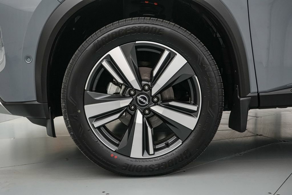 Used 2023 Nissan Rogue Platinum w/ Platinum Premium Package AWD/4WD image 10