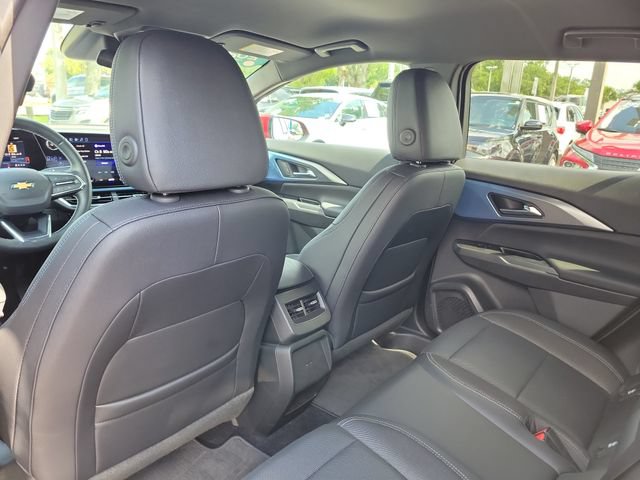Certified 2025 Chevrolet Equinox EV LT w/ Convenience Package FWD image 16