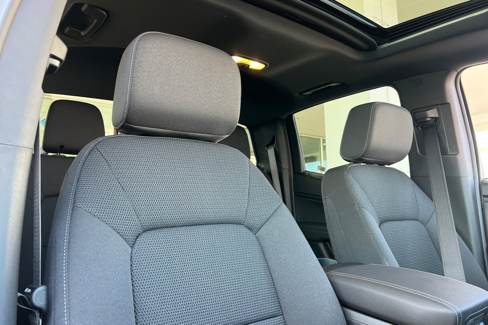 New 2026 GMC Canyon Elevation w/ Convenience Package RWD image 17