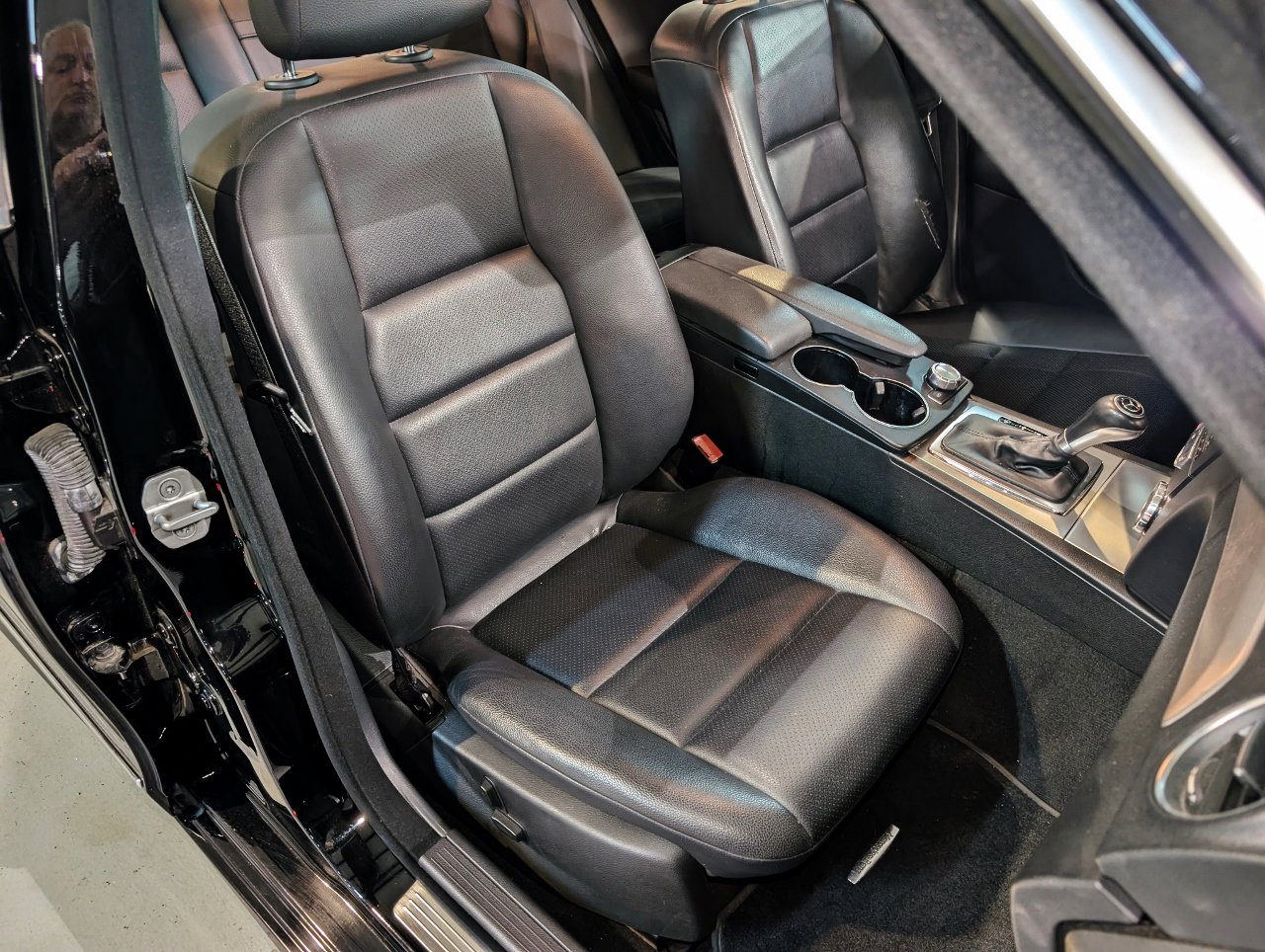 Used 2013 Mercedes-Benz C 300 4MATIC Sedan image 32