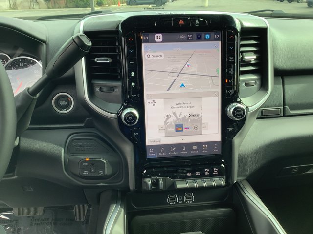 New 2026 RAM 2500 Big Horn AWD/4WD image 17