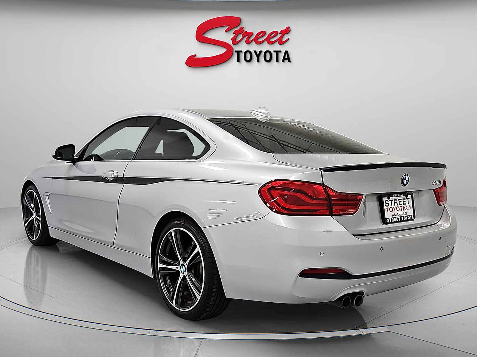 Used 2018 BMW 430i Coupe image 2