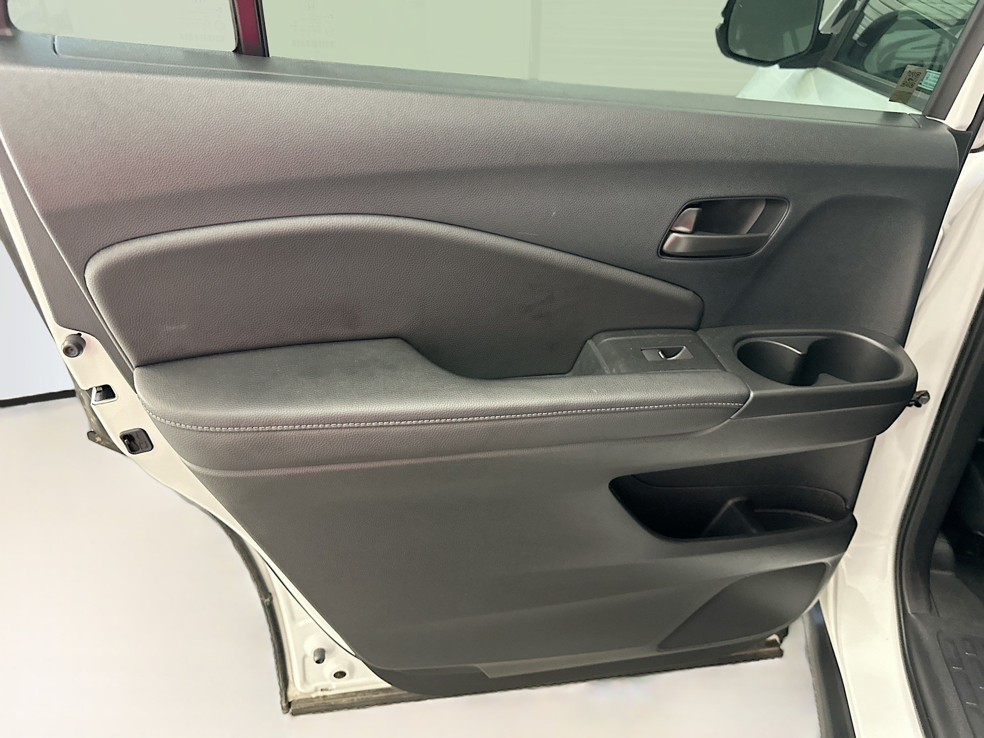 Used 2023 Honda Passport EX-L image 27