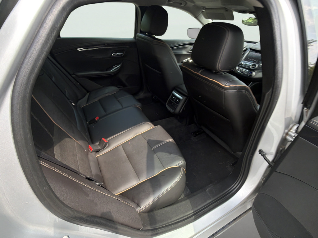 Used 2016 Chevrolet Impala LTZ FWD image 15