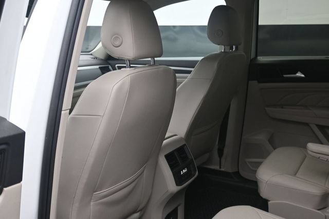 Used 2021 Volkswagen Atlas SEL R-Line FWD image 18