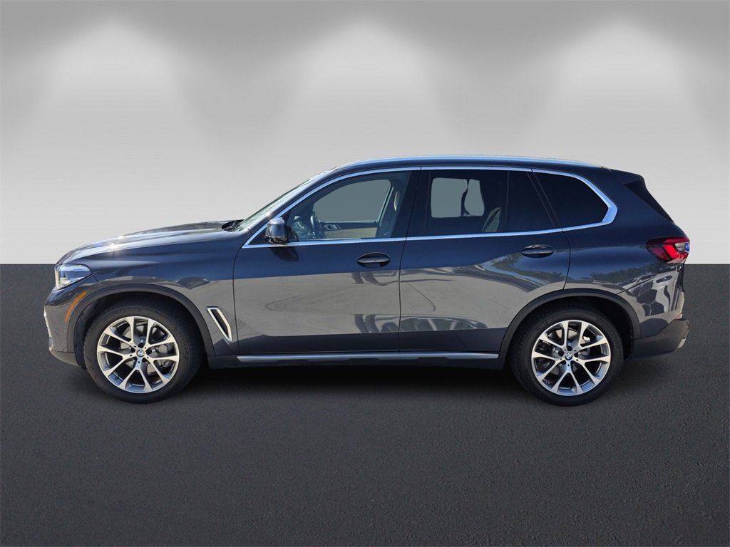 Certified 2022 BMW X5 xDrive40i image 7