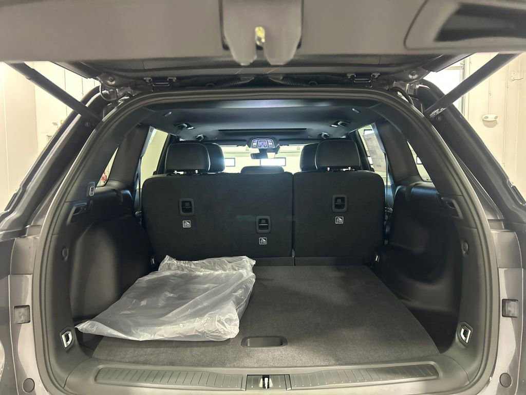 New 2026 Jeep Grand Cherokee Altitude image 31