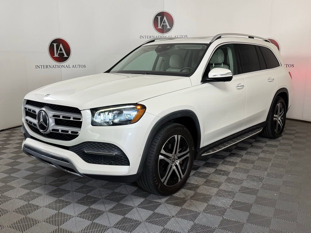 Used 2022 Mercedes-Benz GLS 450 4MATIC w/ Warmth & Comfort Package image 3
