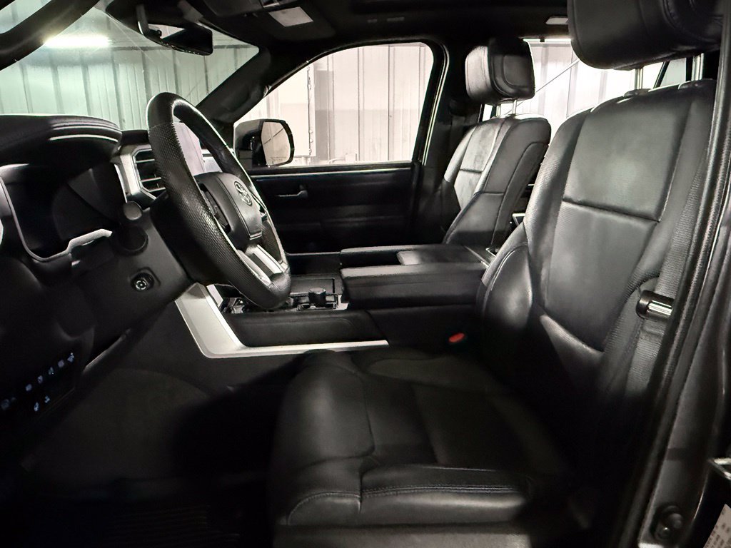 Used 2024 Toyota Sequoia Platinum AWD/4WD image 19