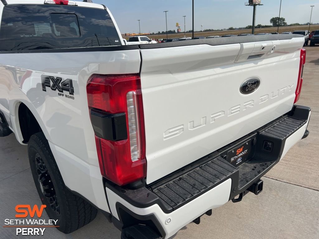 New 2026 Ford F350 Lariat w/ Black Appearance Package image 6