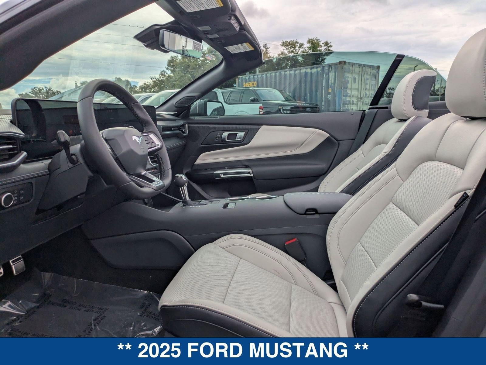 New 2025 Ford Mustang Premium image 27