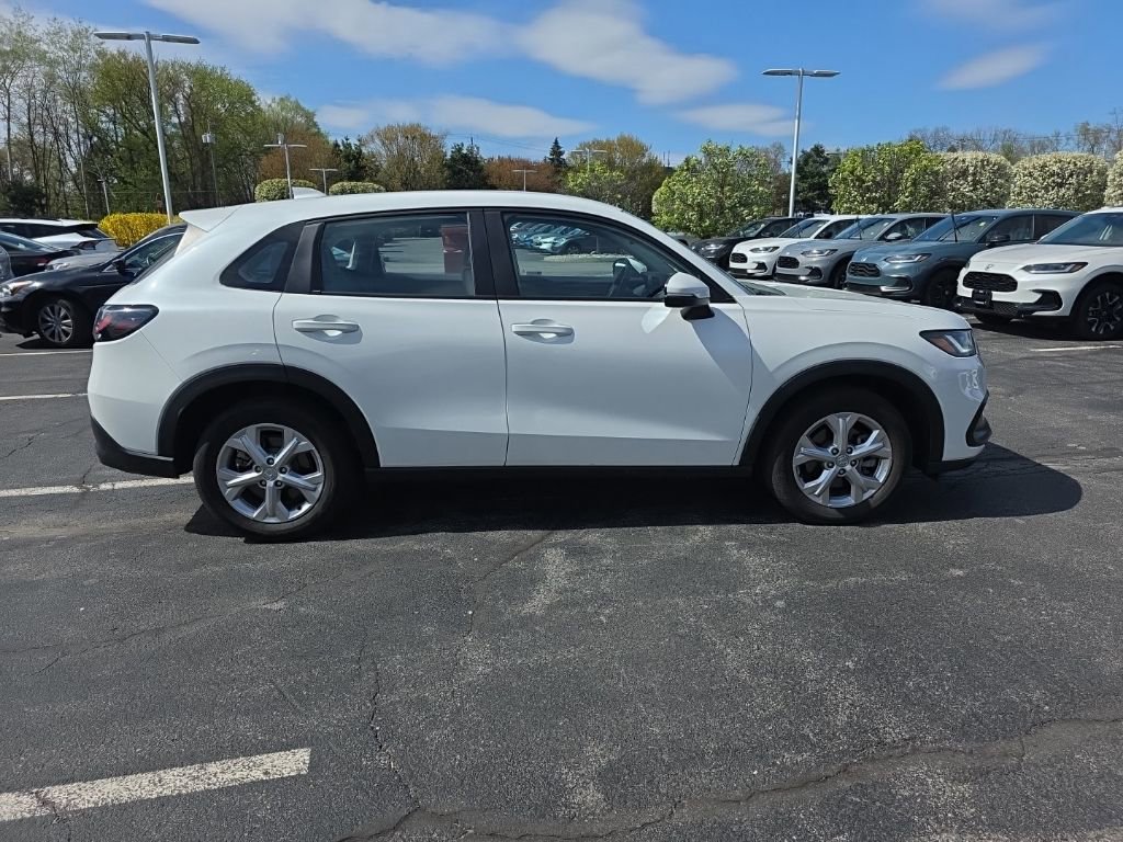 Used 2023 Honda HR-V LX image 8