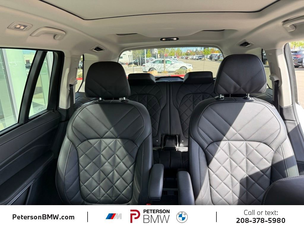 Used 2024 BMW X7 xDrive40i image 23