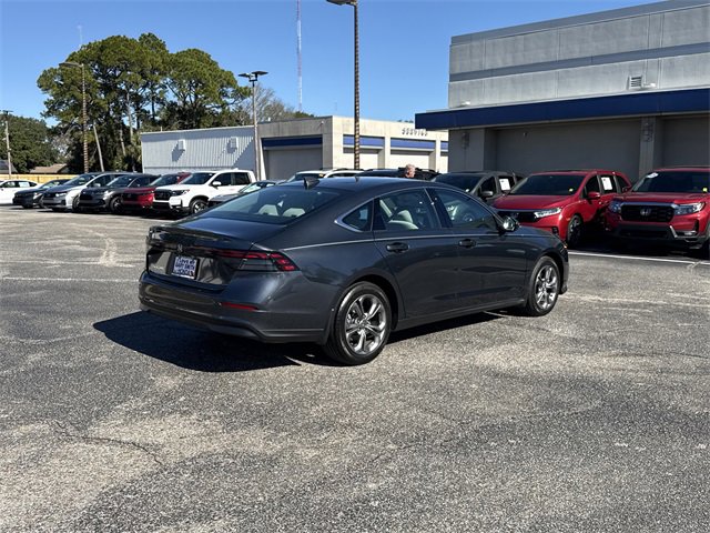Certified 2024 Honda Accord EX image 5