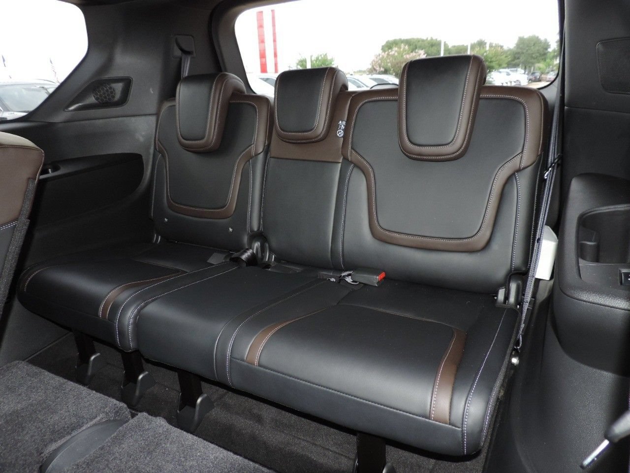 Used 2025 Nissan Armada SL RWD image 22
