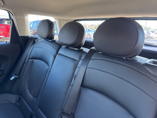 Used 2017 MINI Cooper Clubman image 20