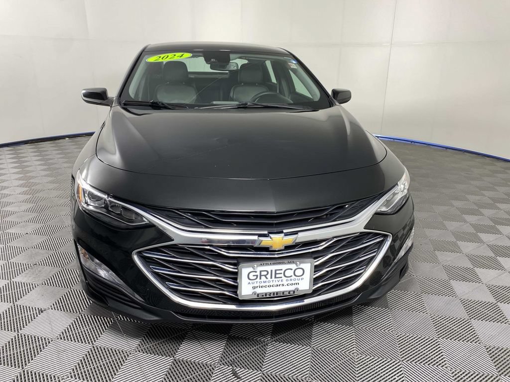 Used 2024 Chevrolet Malibu LT FWD image 3