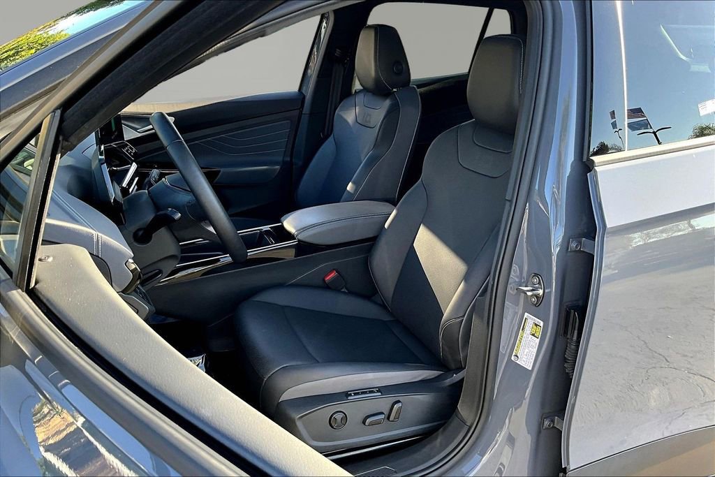 Used 2023 Volkswagen ID.4 Pro S image 20