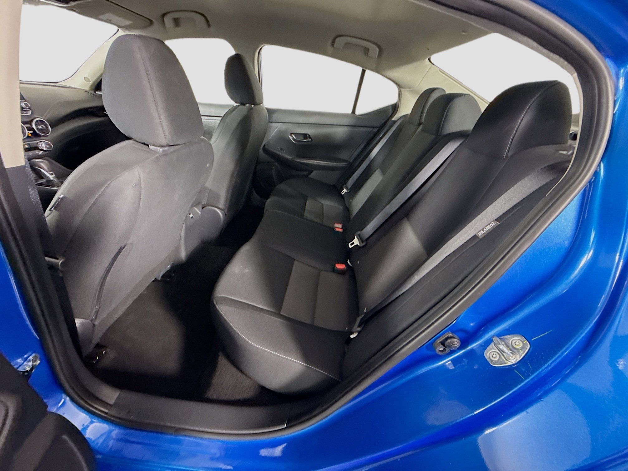 Used 2025 Nissan Sentra SV image 25