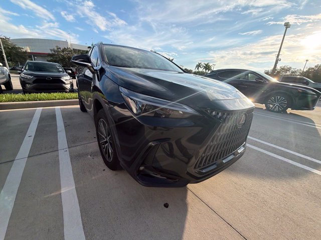 Used 2025 Lexus NX 250 FWD w/ Accessory Package (K3) image 6