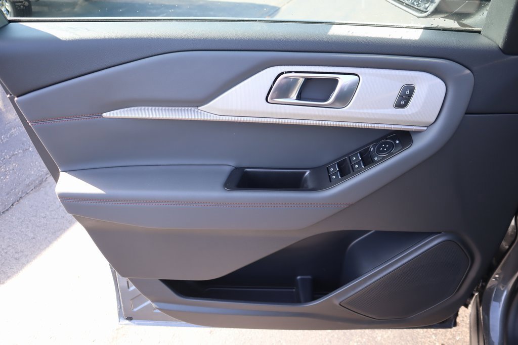 New 2026 Ford Explorer Active image 17