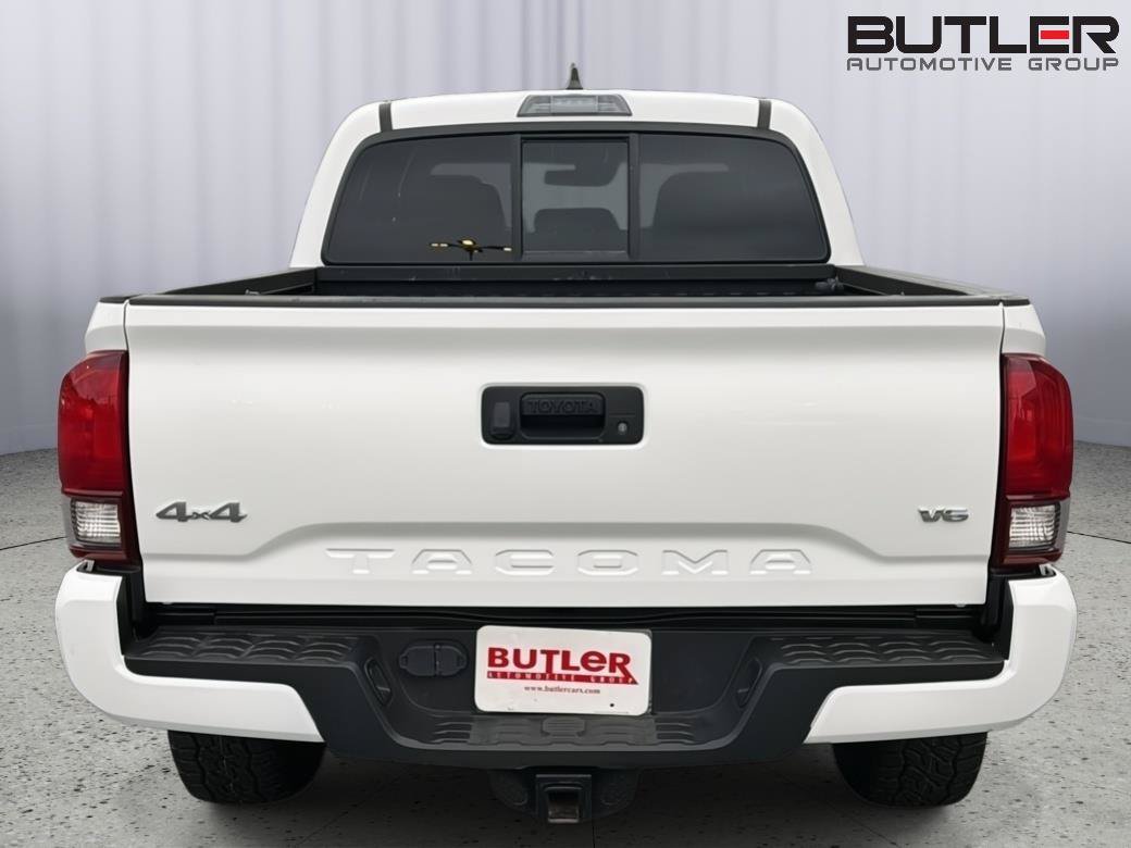 Used 2023 Toyota Tacoma SR AWD/4WD image 6
