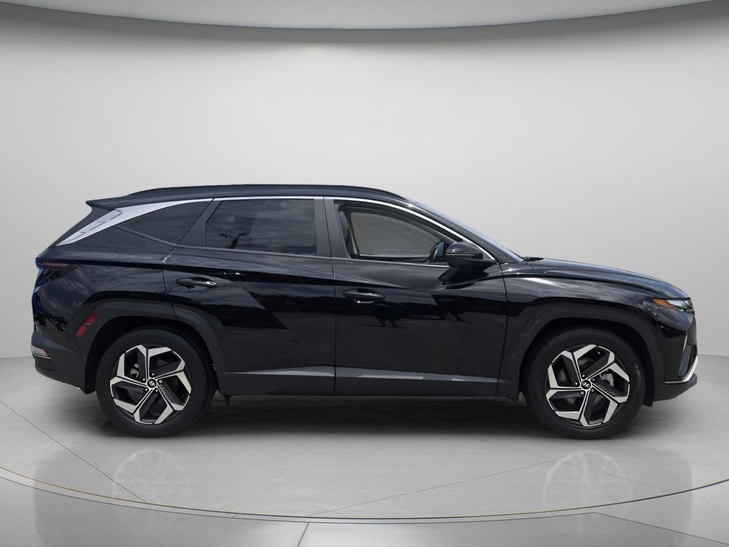 Certified 2023 Hyundai Tucson SEL w/ Convenience Package FWD image 4