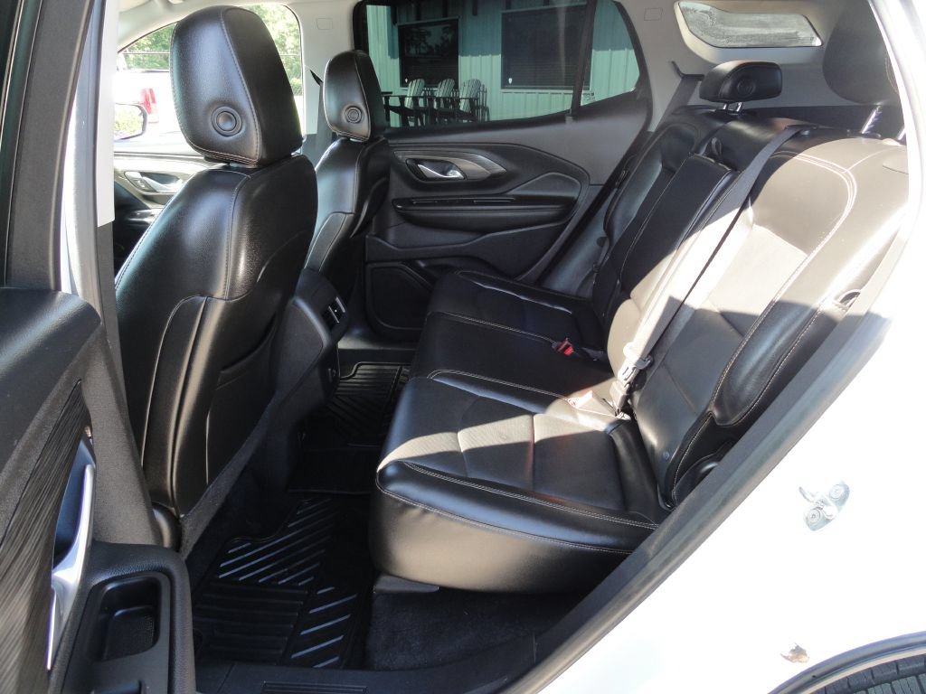 Used 2019 GMC Terrain SLT w/ Preferred Package FWD image 10
