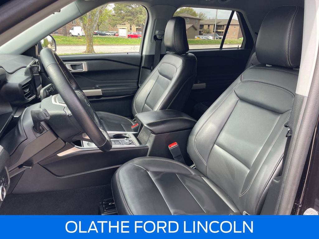 Certified 2023 Ford Explorer XLT w/ Equipment Group 202A image 21