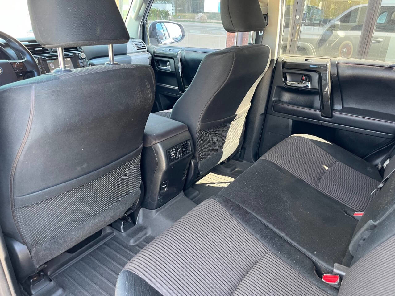 Used 2018 Toyota 4Runner TRD Off-Road w/ TRD Performance Package AWD/4WD image 11