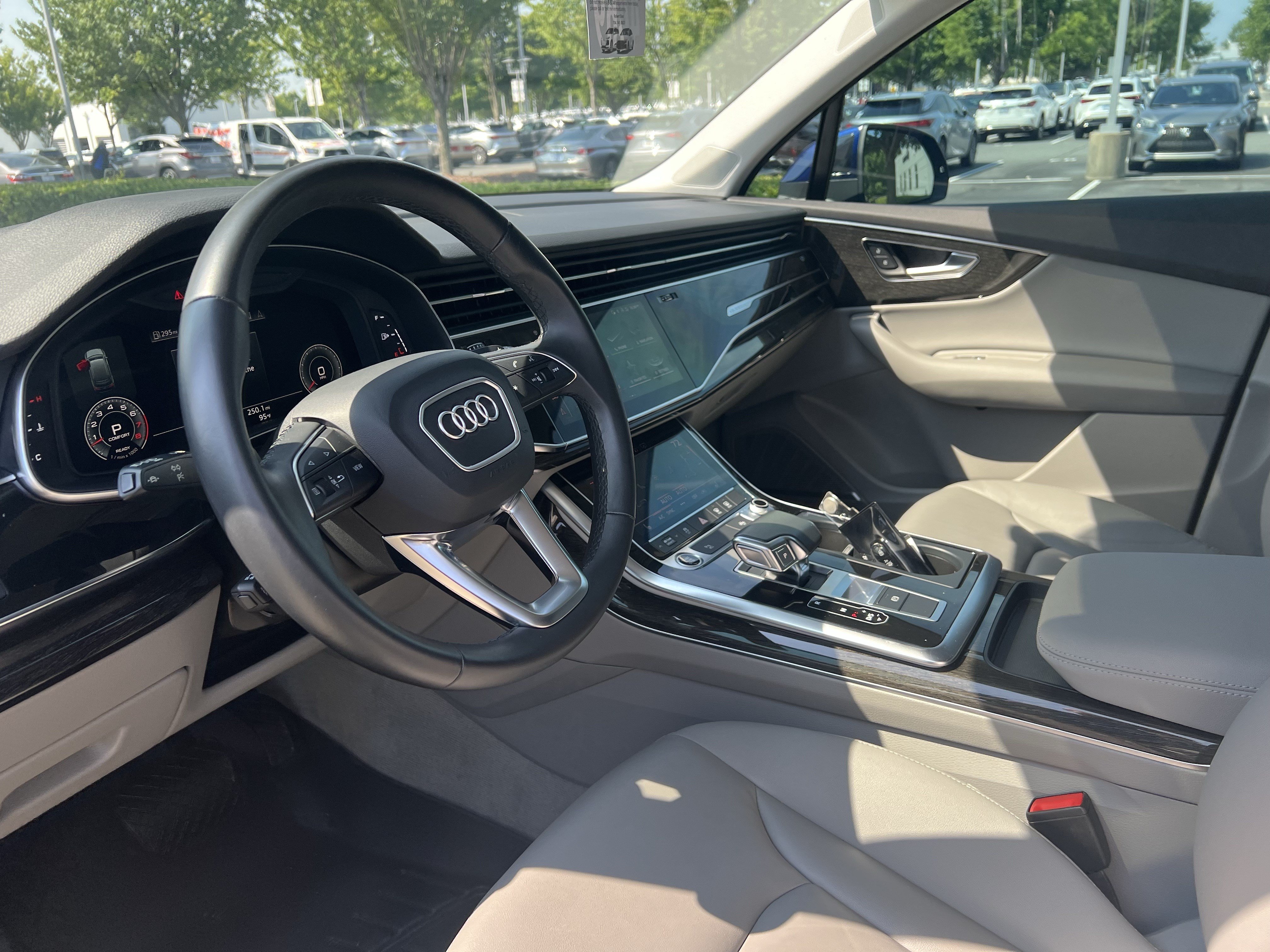 Used 2022 Audi Q7 3.0T Premium Plus AWD/4WD image 17