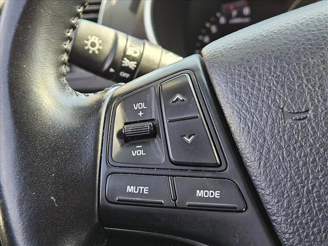 Used 2015 Kia Sorento LX image 13