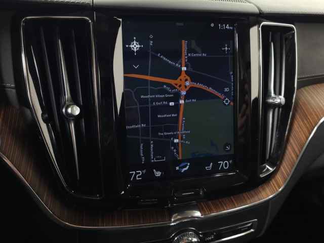 Used 2019 Volvo XC60 T8 Inscription image 26