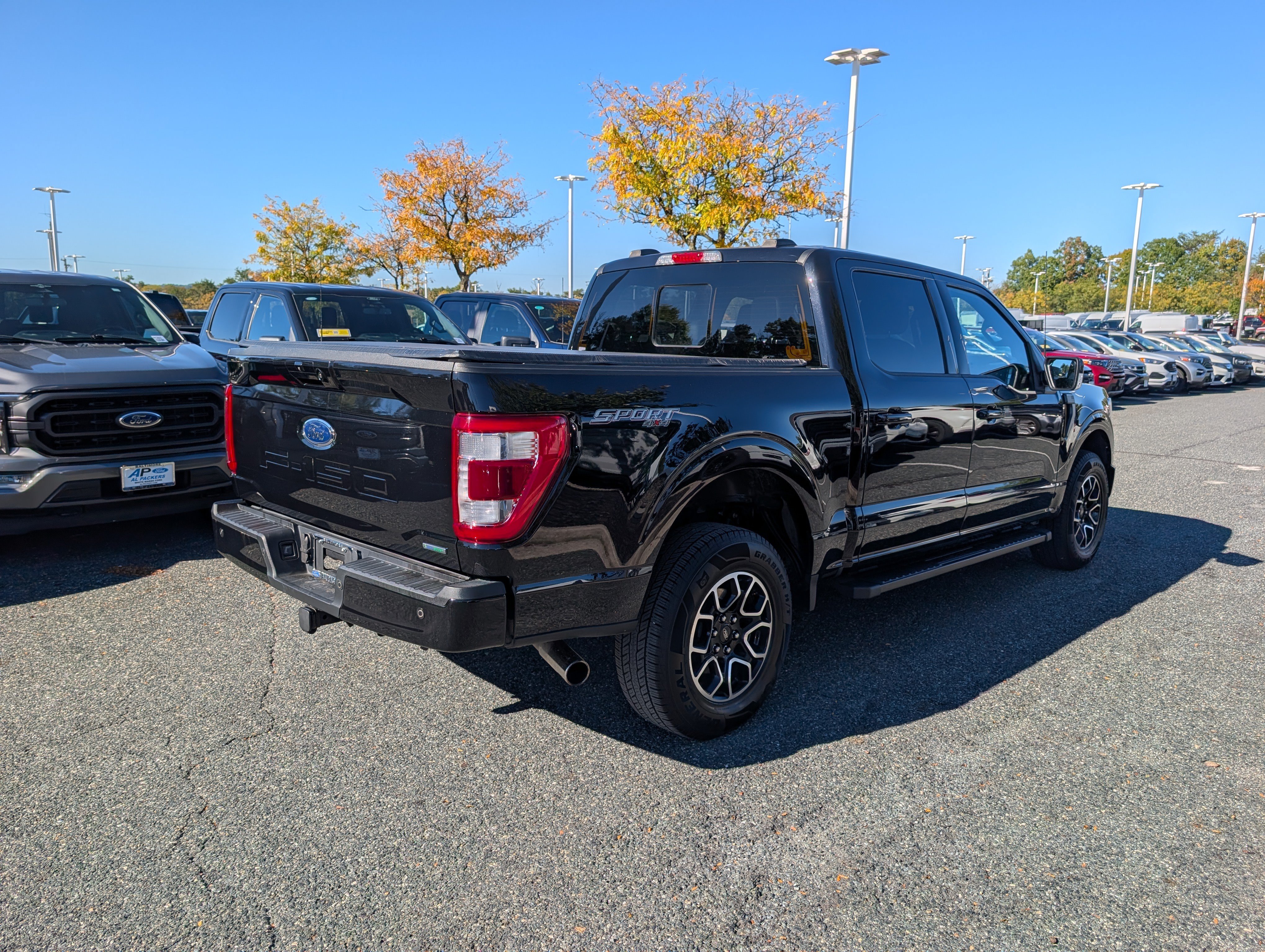 Used 2022 Ford F150 Lariat AWD/4WD image 4