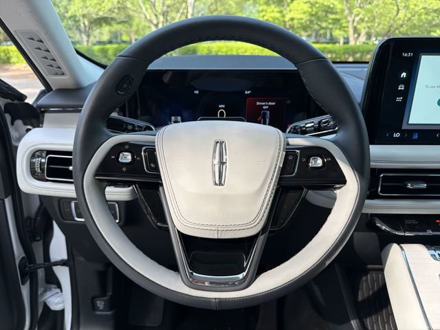 New 2026 Lincoln Aviator Reserve AWD/4WD image 14