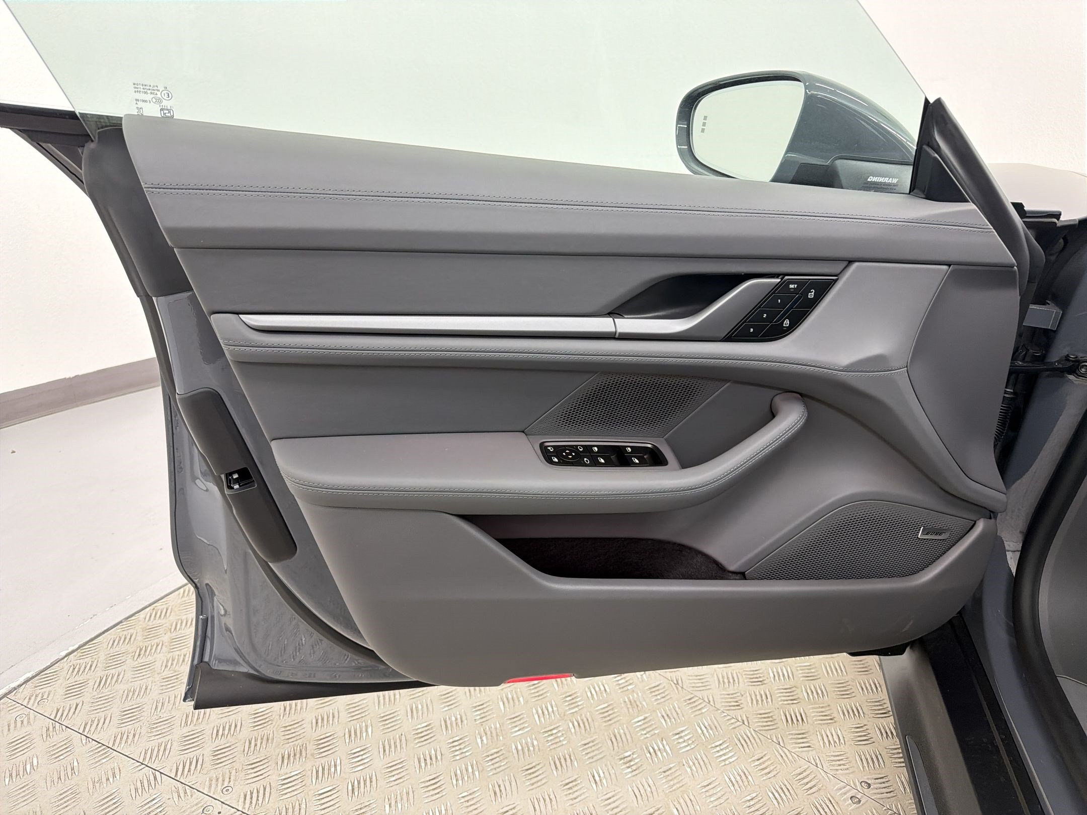 New 2026 Porsche Taycan 4S AWD/4WD image 12