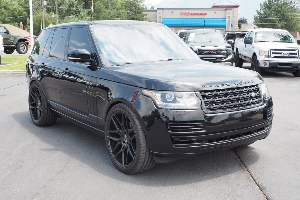 Used 2017 Land Rover Range Rover AWD/4WD image 3
