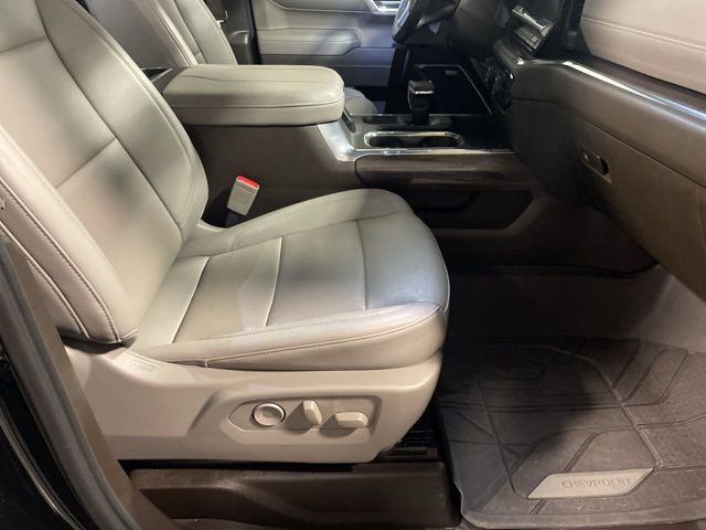 Used 2023 Chevrolet Silverado 1500 LTZ w/ LTZ Premium Package image 54