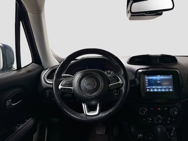 Used 2019 Jeep Renegade Latitude w/ Cold Weather Group AWD/4WD image 19